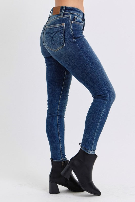 Mid-Rise Waist Skinny Jeans