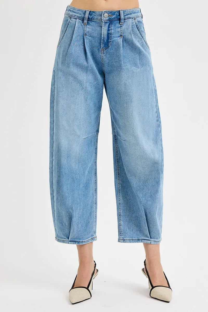 Mid Rise Fit Crop Wide Volume Leg Jeans
