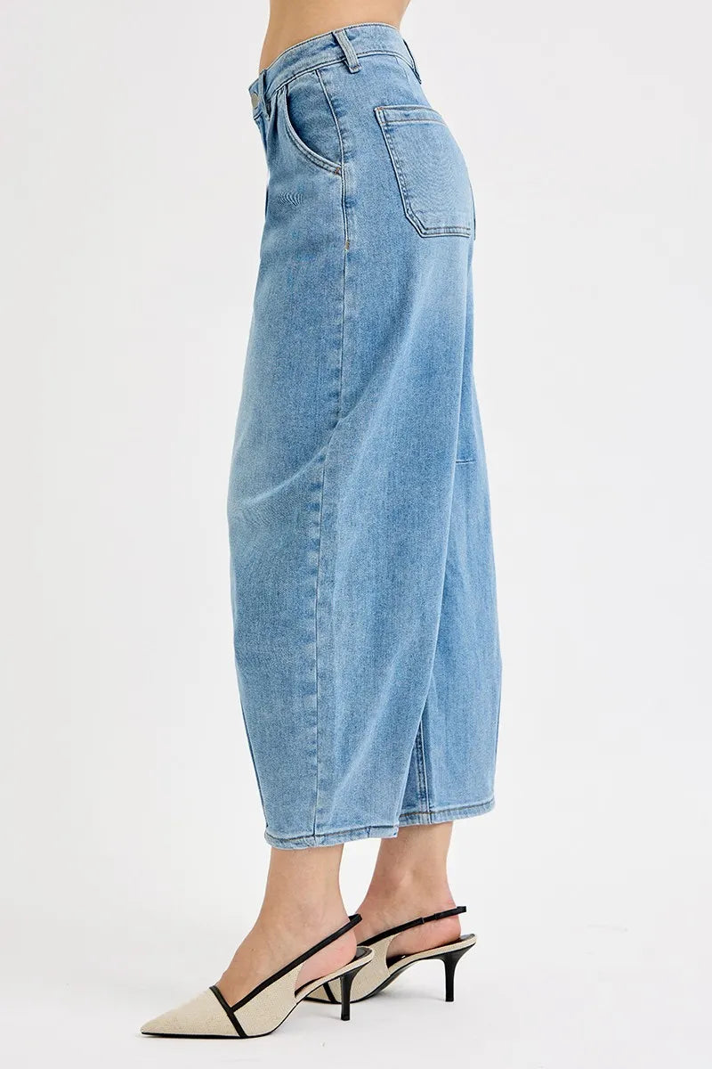 Mid Rise Fit Crop Wide Volume Leg Jeans