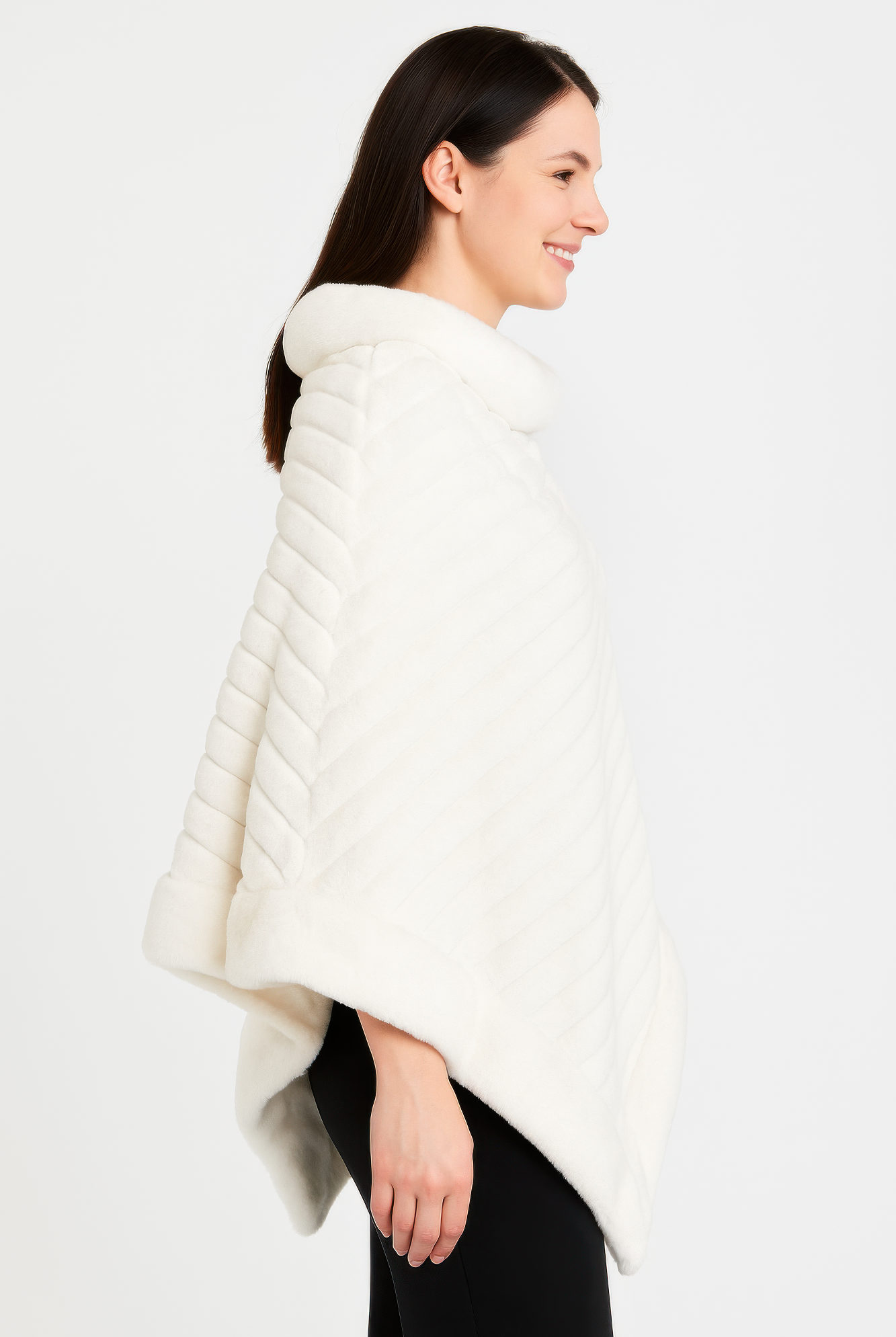 Elegant Faux Fur Winter Poncho