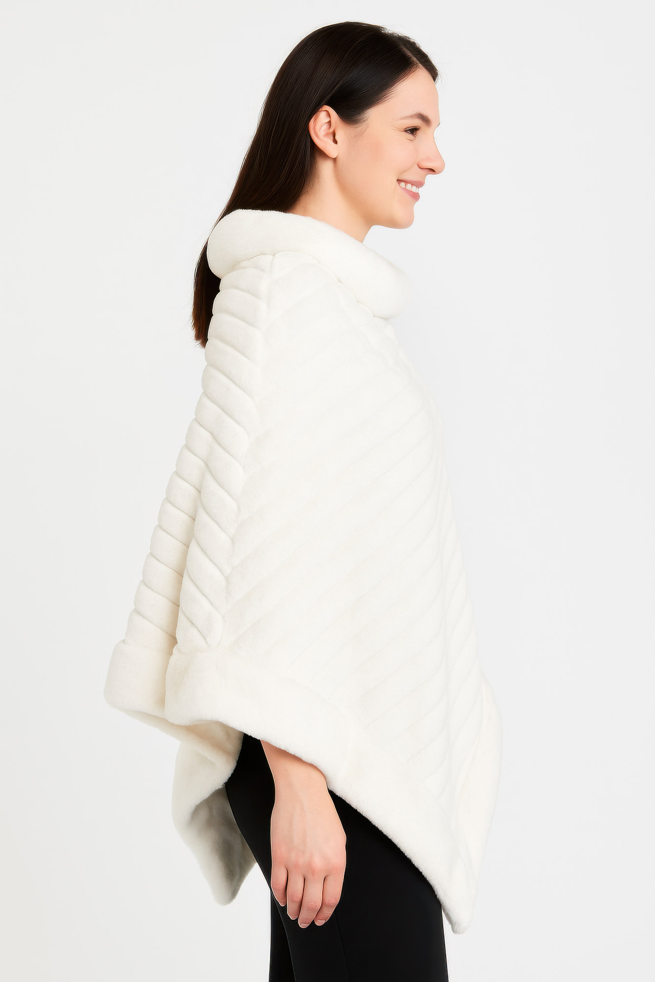 Elegant Faux Fur Winter Poncho