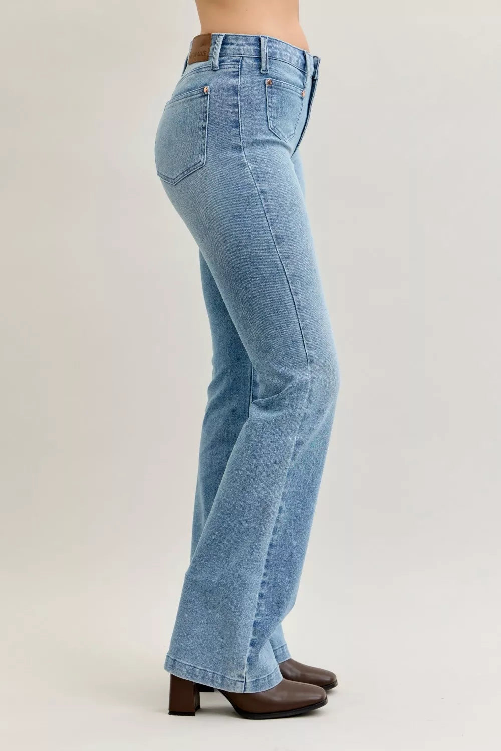 Mid Rise Bootcut Jeans with Contrast Wash