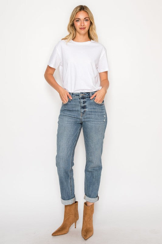 MID RISE MODERN BOYFRIEND JEANS