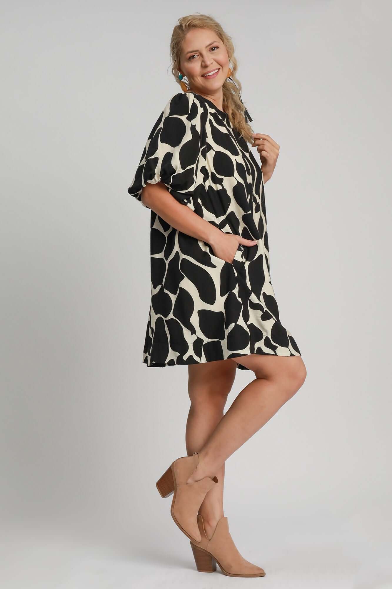 Abstract Print Puff Sleeve Dress