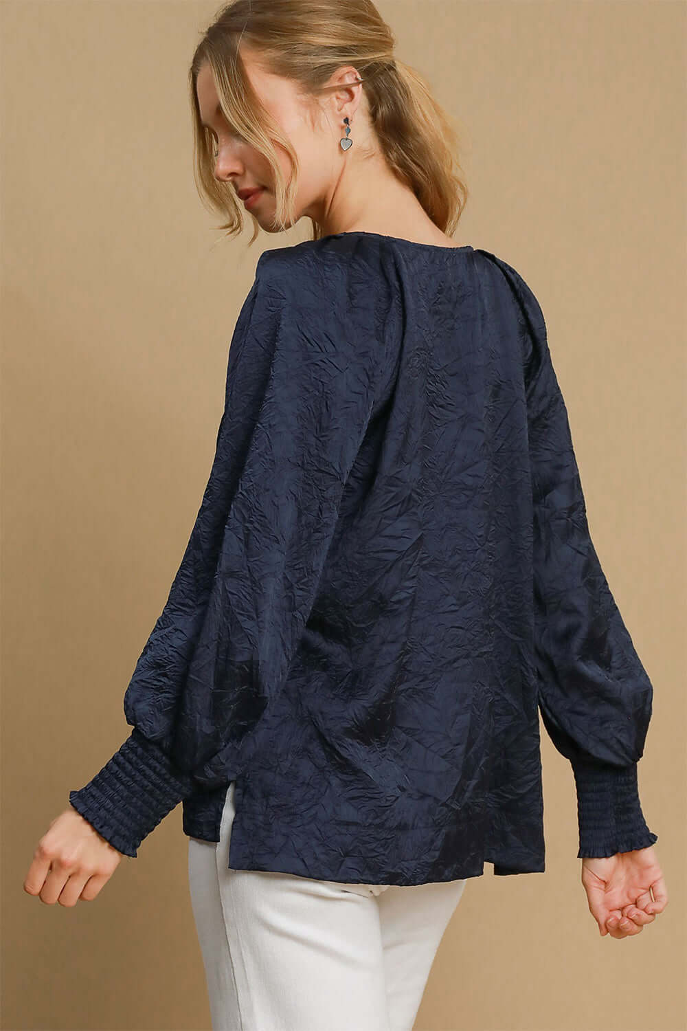 Wrinkled Round Neck Lantern Sleeve Blouse