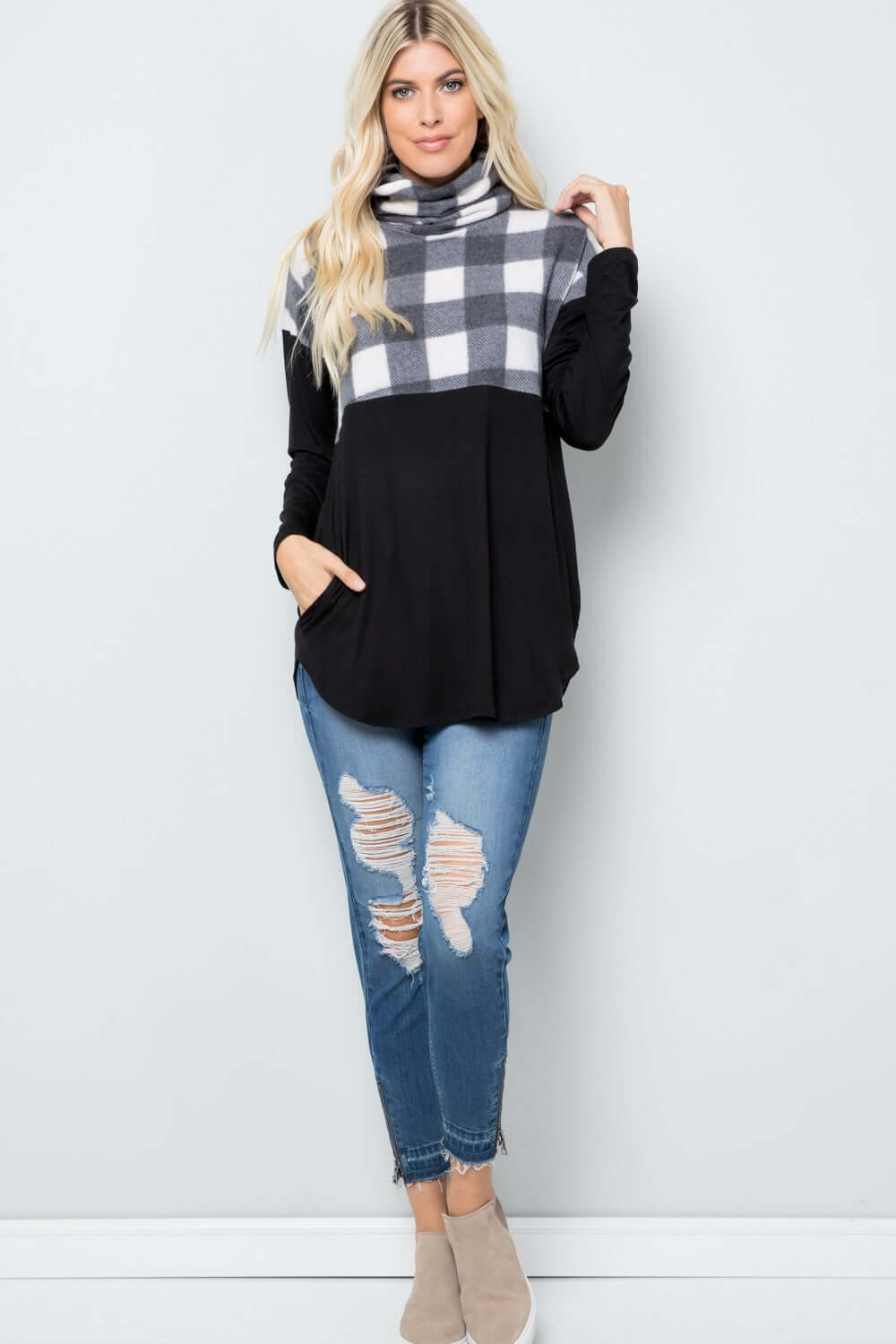 Plaid Turtleneck Long Sleeve Blouse