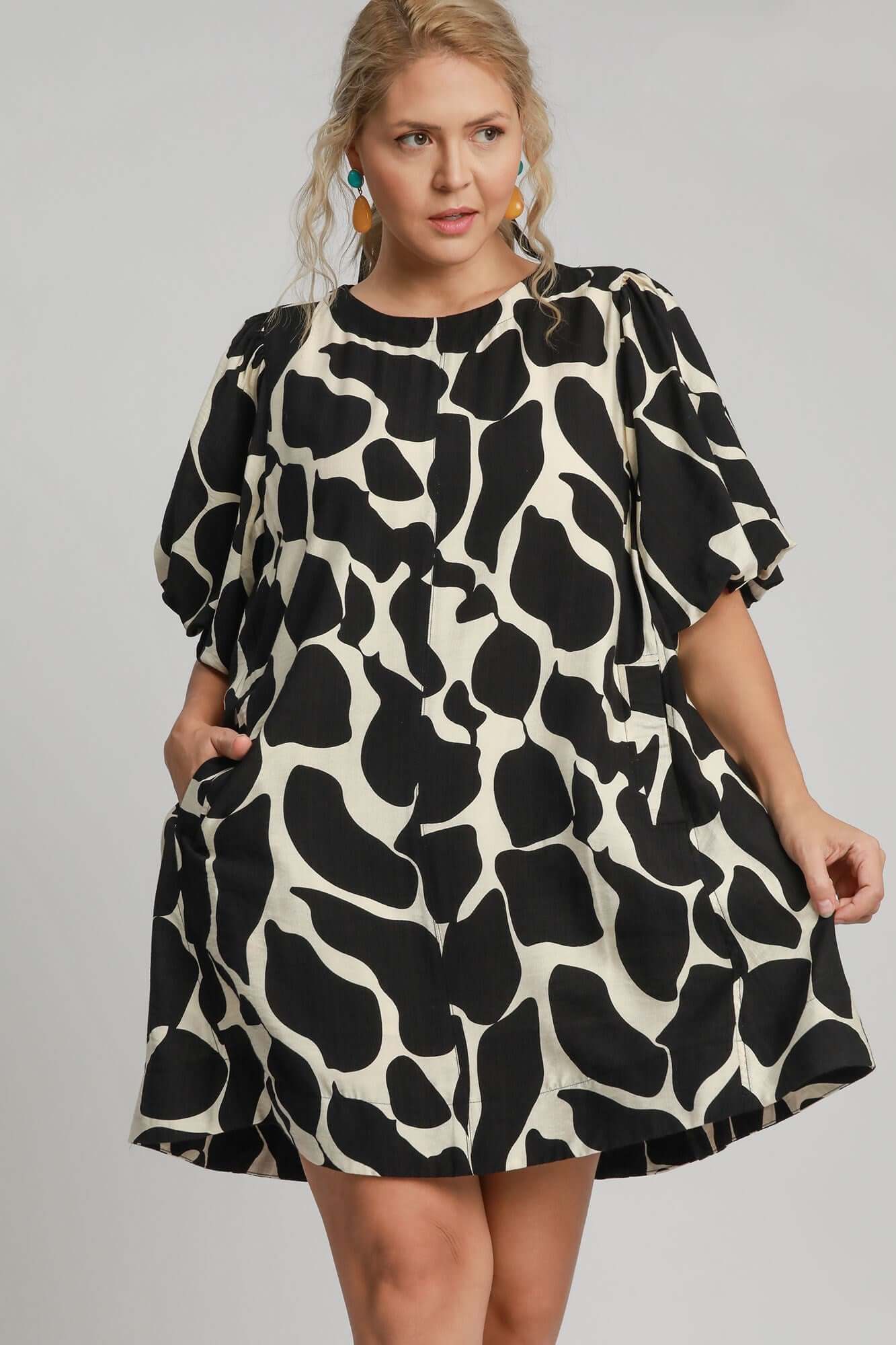 Abstract Print Puff Sleeve Dress