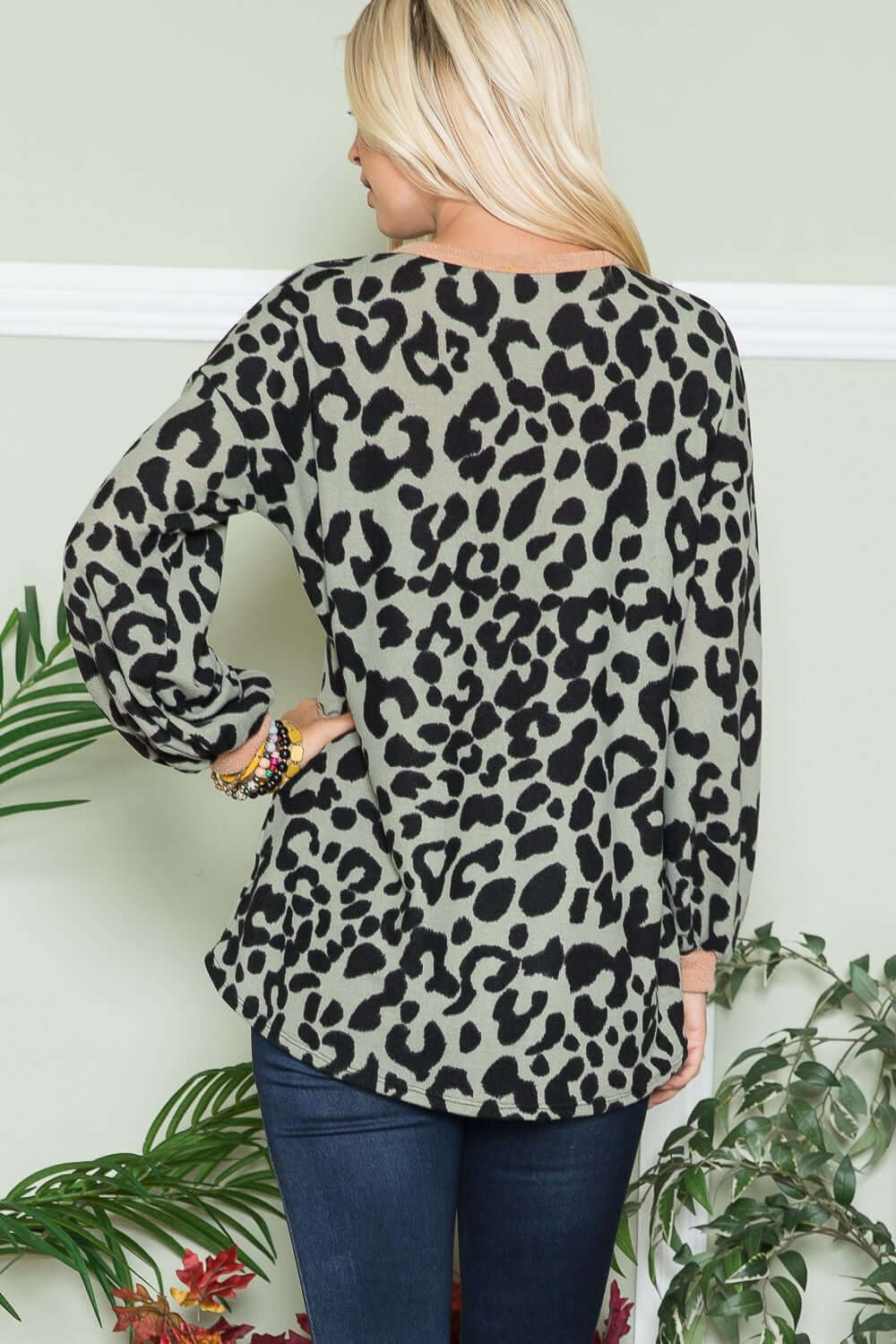 Leopard V-Neck Long Sleeve Blouse