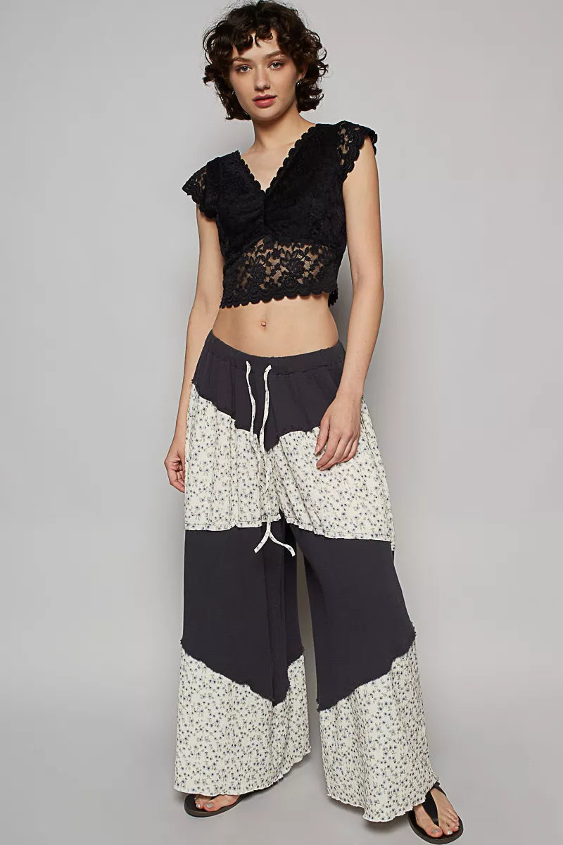 Contrast Floral Drawstring Wide Leg Pants