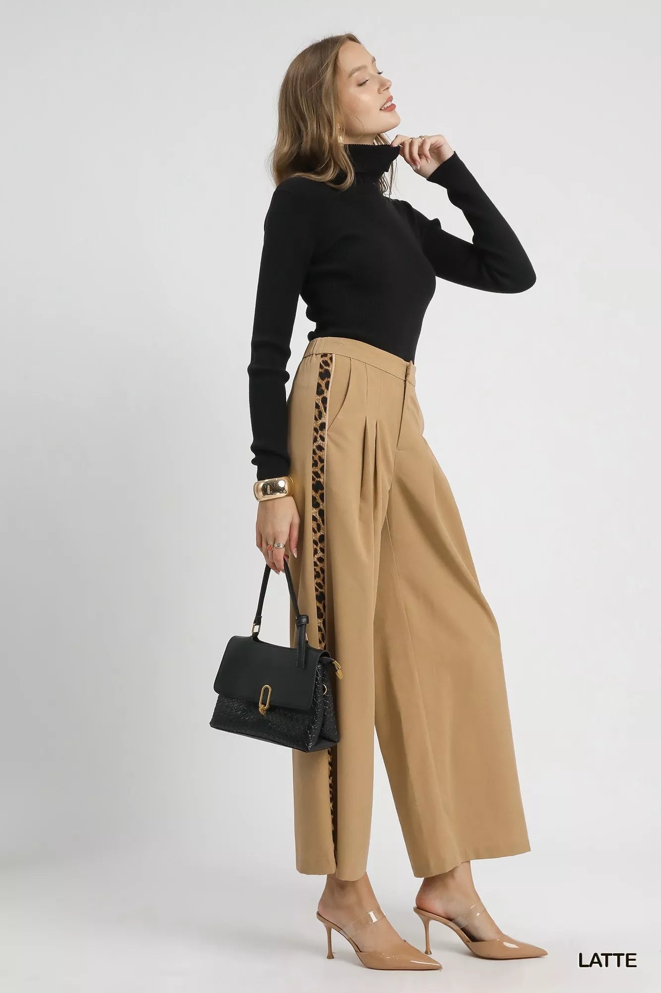 Front Pleated Wide-Leg Pants