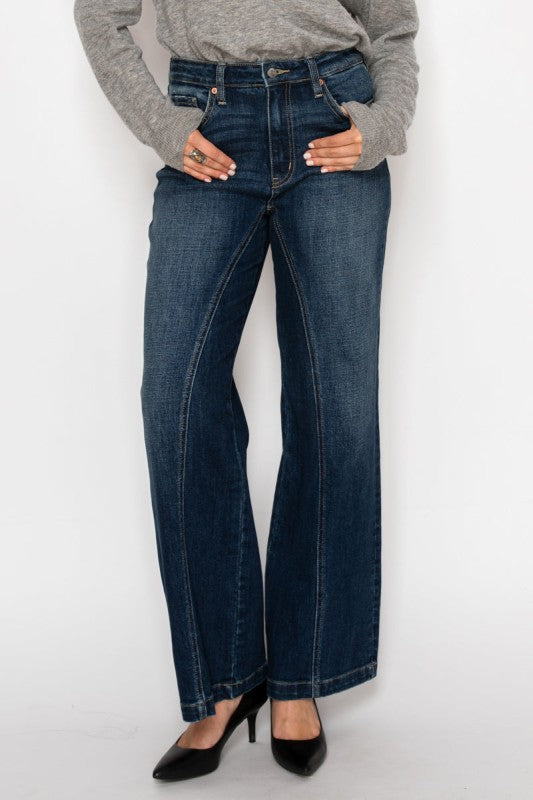 HYBRID STRETCH RIPPED RELAXED FLARE JEANS