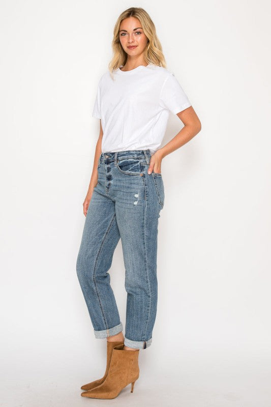 MID RISE MODERN BOYFRIEND JEANS