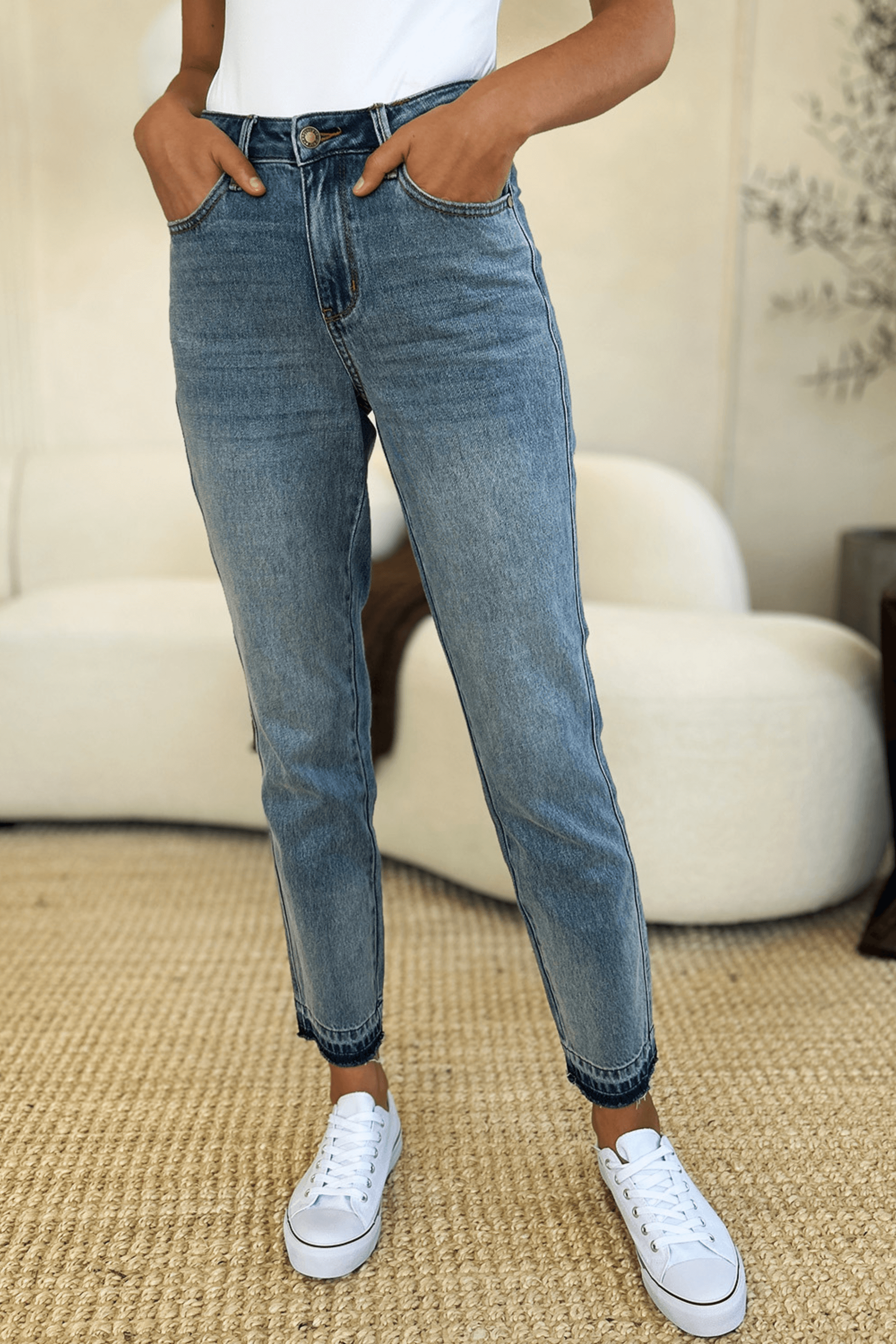 Mid Rise Rigid Magic Release Hem Jeans