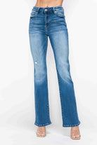 Distressed High Rise Jeans