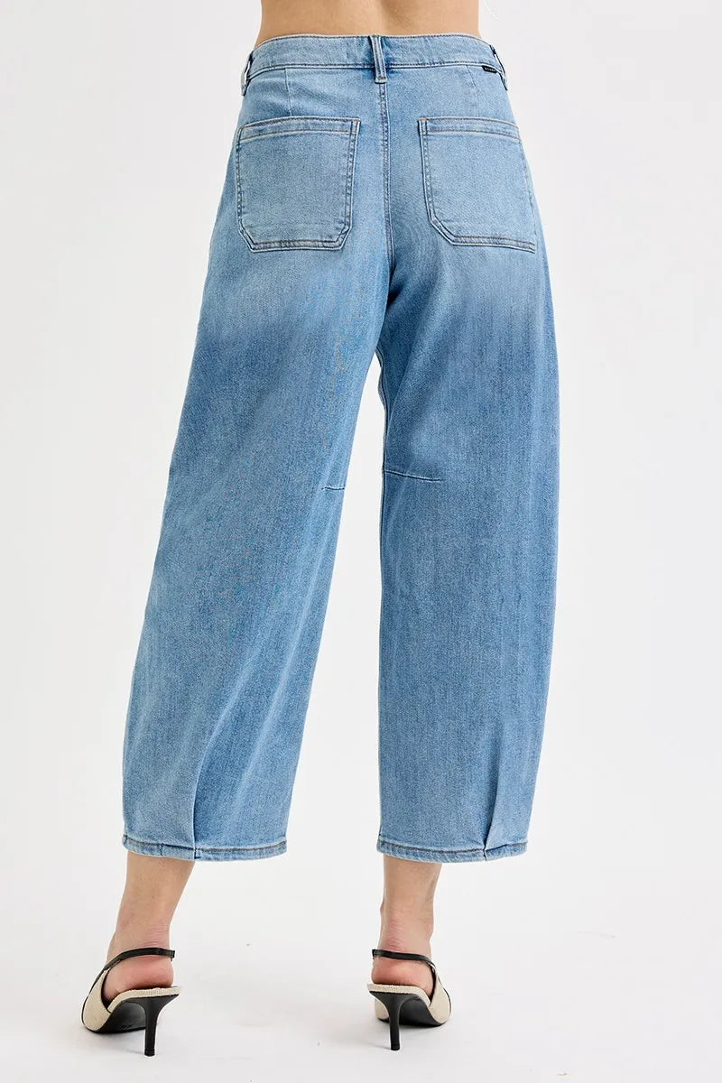 Mid Rise Fit Crop Wide Volume Leg Jeans